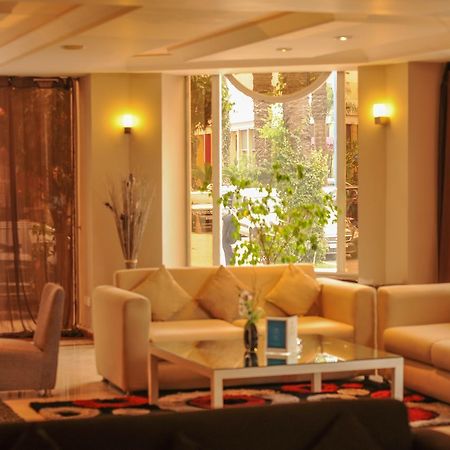 מוחמדיה Hotel Sabah מראה חיצוני תמונה