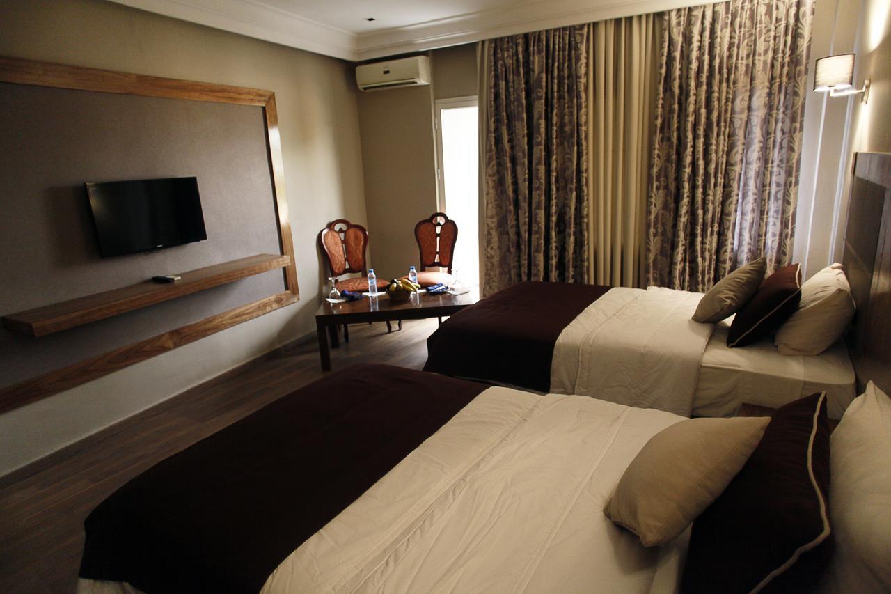 מוחמדיה Hotel Sabah מראה חיצוני תמונה