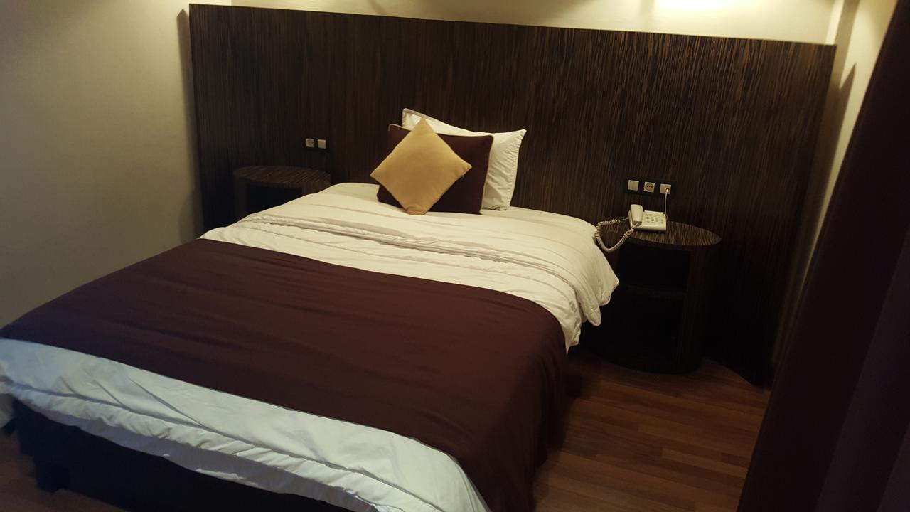 מוחמדיה Hotel Sabah מראה חיצוני תמונה